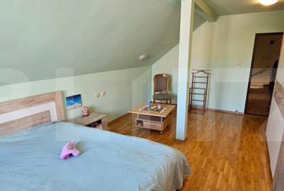 Casă cu 6 camere cu Teren 163 Mp în Dorobanți - 1