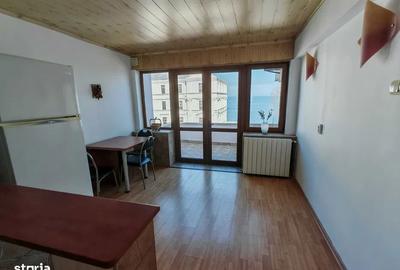 Apartament cu 4 camere decomandat în Central - 4