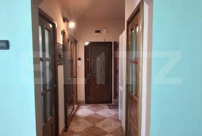 Apartament cu 3 camere semidecomandat în Central - 6