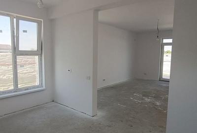 Casă cu 3 camere în Berceni - 15