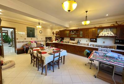 Casa - Damaroaia, Heerastrau, Expozitiei - 29