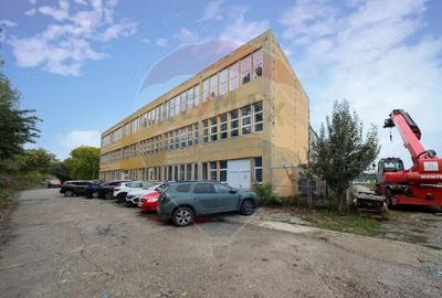 Hala 2.700 mp + birouri 800 mp + teren 1.400 mp AEROPORT BRASOV - 12