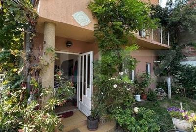 Casa pe strada Corvinilor cu trei apartamente