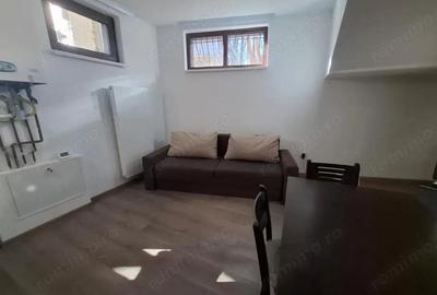 Garsonieră decomandată în Tineretului