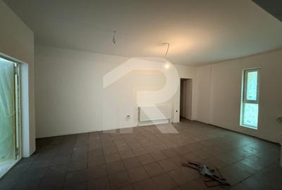 Spatiu Comerceial , parter bloc nou construit , zona Nerva Traian - 6