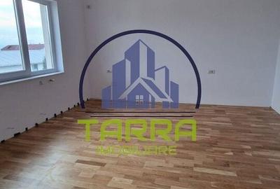 Casă cu 3 camere cu Teren 480 Mp în Cetate - 2
