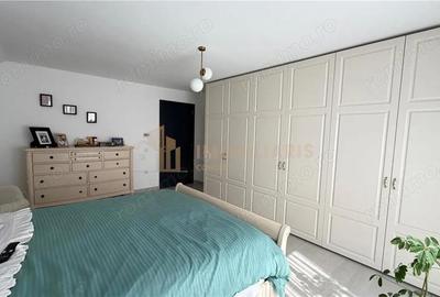 Casă cu Teren 1800 Mp în Central - 15