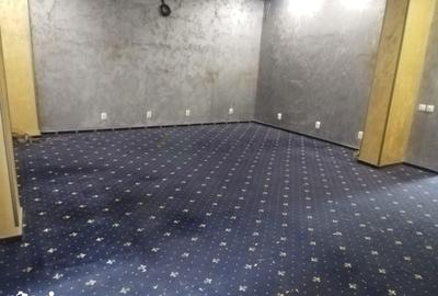 Spațiu comercial, de 70 mp, în Central - 7