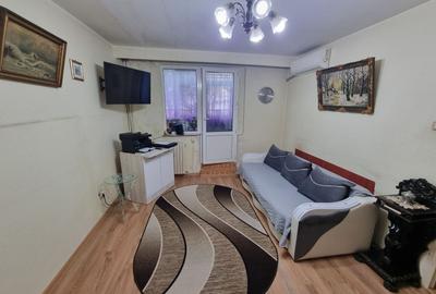 Apartament cu 2 camere semidecomandat, mobilat în Far - 2
