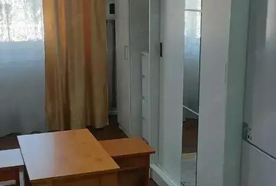 Garsonieră decomandată în Mioveni - 7