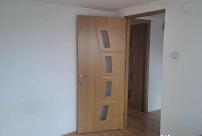 Casă cu 5 camere cu Teren 132 Mp în Central - 17