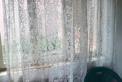 Casă individuală cu 3 camere cu Canalizare în Micro 5 - 8