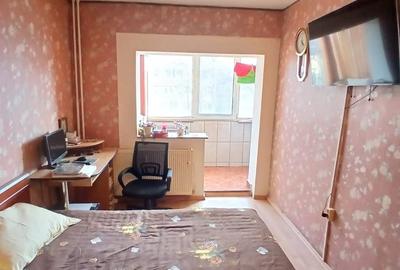 Apartament cu 2 camere decomandat în Rahova - 8