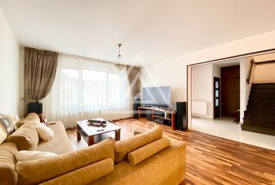 Casă cu 4 camere în Dâmbul Rotund