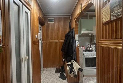 Apartament cu 3 camere semidecomandat în Central - 4