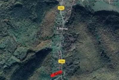 Teren în Leșnic - 1