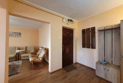 Apartament cu 3 camere decomandat în Nord - 11