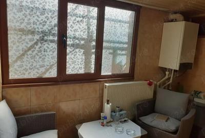 Vanzare Casa + 2 Spatii Comerciale suprafata de 283.mp., in zona Centrala - Str. Rahova - 2