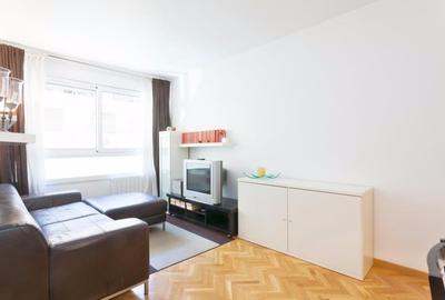 Apartament cu 3 camere în Bună Ziua
