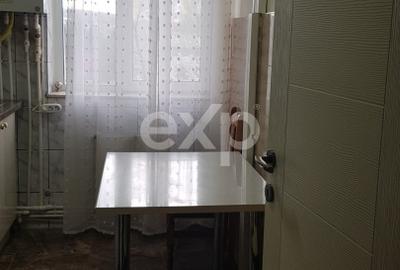Apartament cu 2 camere semidecomandat, mobilat în Central - 2