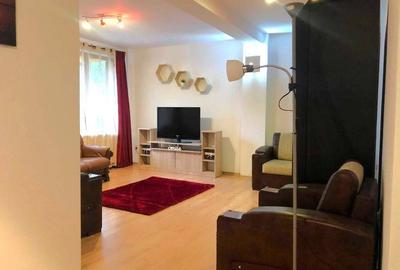 Apartament cu 3 camere decomandat în Bună Ziua