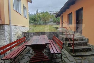 Casa de vanzare, cu 5 camere si un teren de 600 mp, zona ultracentrala - 1