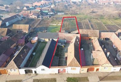 Casă cu 3 camere cu Teren 1418 Mp în Brateiu - 16