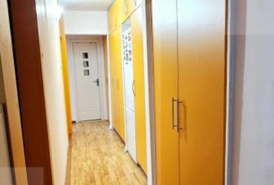 Apartament cu 3 camere, 64 mp, Sfantu Gheorghe str.Nico - 7