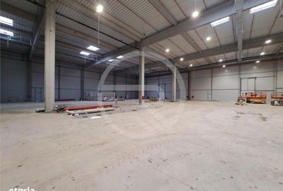 Spațiu comercial, de 1,300 mp, în Luna - 3