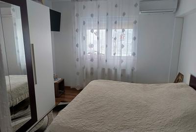 Apartament cu 4 camere decomandat în Central - 8