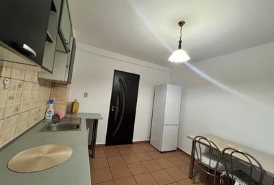 Închiriez apartament 3 camere, zona Lipovei - 3