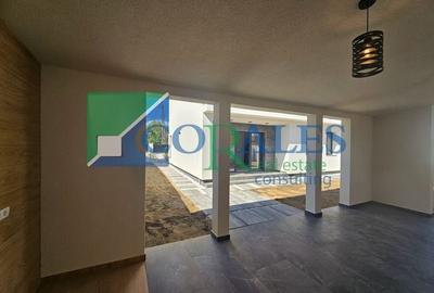 Constructie noua. Finisata IMPECABIL. Disponibila IMEDIAT - 18