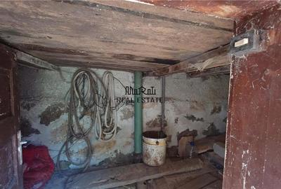 Teren generos si casa din caramida in satul istoric Tebea - 5