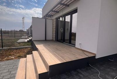 Duplex cu 3 camere cu Canalizare în Moșnița Nouă - 3