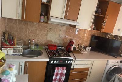 Garsonieră decomandată în Central - 2