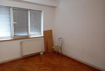 Apartament cu 2 camere, mobilat în Central - 7