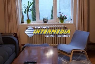 Casă individuală cu 3 camere cu Canalizare în Central - 12