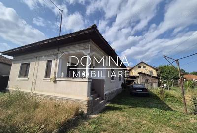 Casă cu 6 camere cu Teren 625 Mp în Central - 3