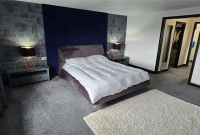 Casă cu 8 camere cu Teren 2000 Mp în Poșta Câlnău - 2