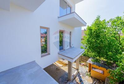 Apartament Ultracentral de Vanzare - 2