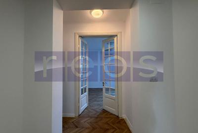 Casă individuală cu 8 camere cu Canalizare în Capitale - 16