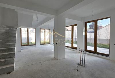 Apartament cu 3 camere în Domenii