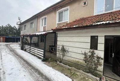Apartament cu 3 camere decomandat în Bucovăț (Remetea Mare) - 1
