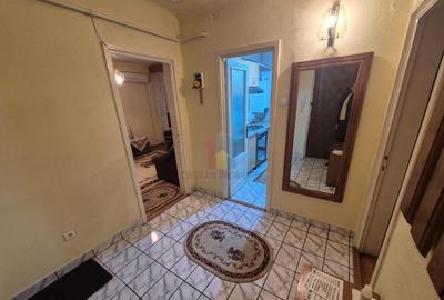 3 camere, et 1, confort 1, Partial Mobilat, Republicii - H.B - 2