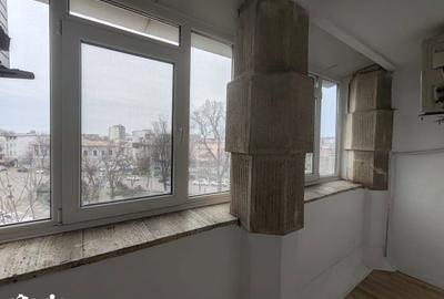 Spațiu comercial, de 100 mp, în Central - 3