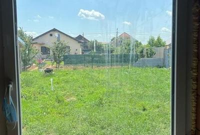 RECO Casa la rosu, la iesire din Les, langa padure - 8