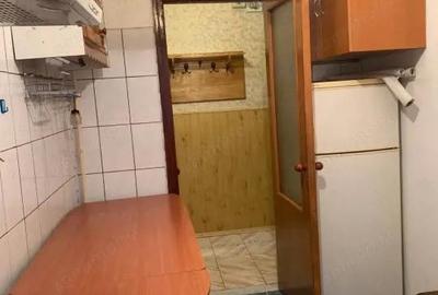 Apartament 3 camere de vanzare | Etaj 1 | Balcon | Geam la baie | Centrala | - 10