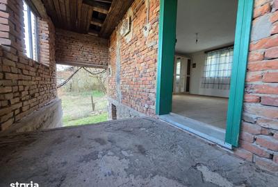 Casă cu 4 camere cu Teren 1887 Mp în Burjuc - 7