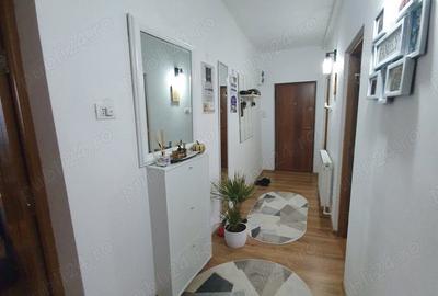 Apartament cu 2 camere decomandat în Hunedoara - 5