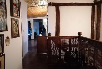 Casă cu 4 camere cu Teren 253 Mp în Central - 4